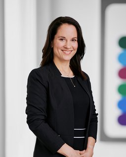 Mag. Kummer Ann-Sophie, LL.B.